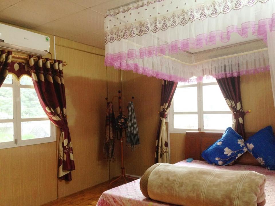 Diem Dung Chan Can Ty Ha Giang Exteriör bild