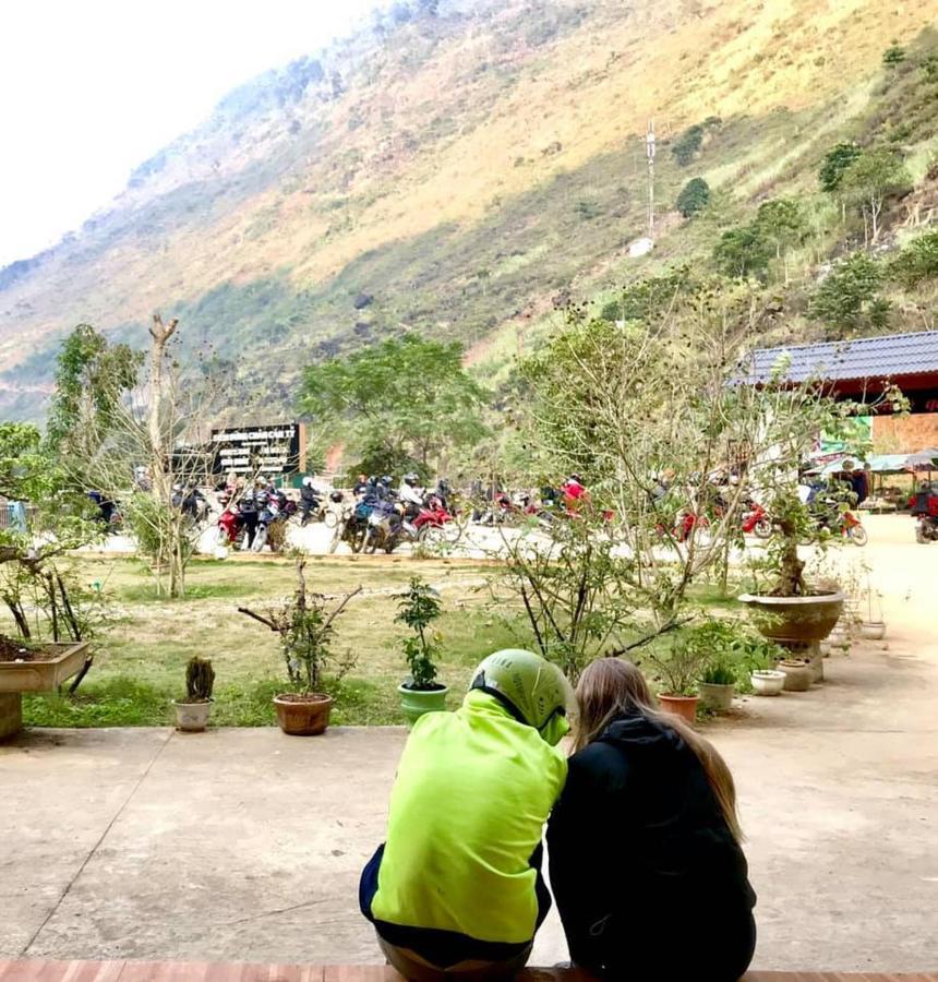 Diem Dung Chan Can Ty Ha Giang Exteriör bild