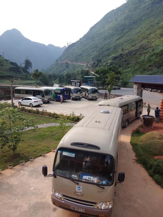 Diem Dung Chan Can Ty Ha Giang Exteriör bild