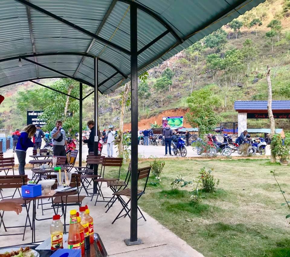 Diem Dung Chan Can Ty Ha Giang Exteriör bild