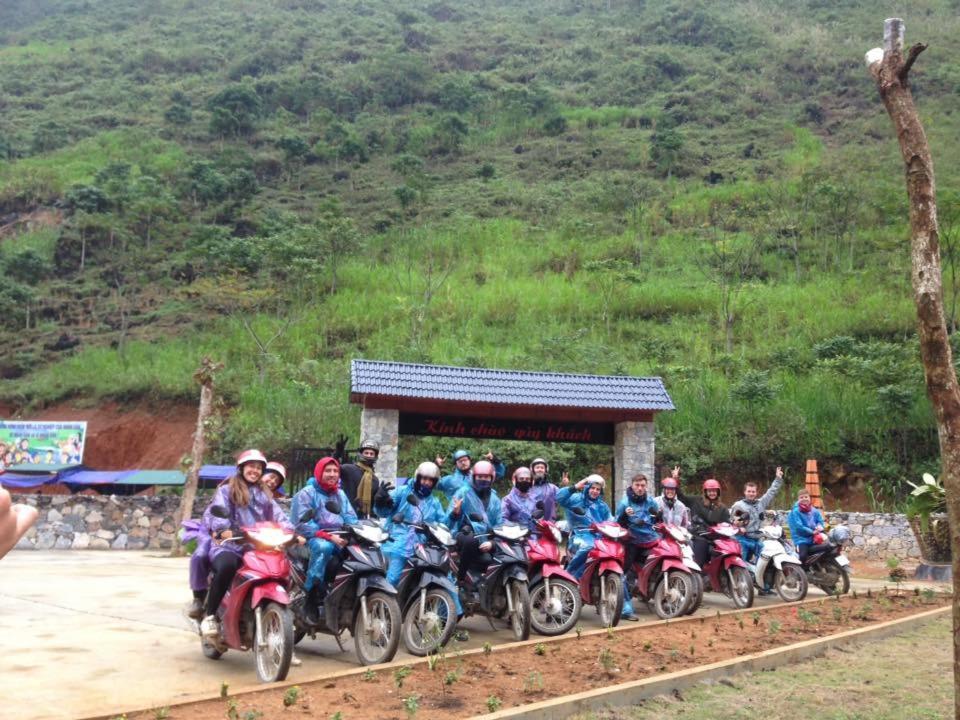 Diem Dung Chan Can Ty Ha Giang Exteriör bild